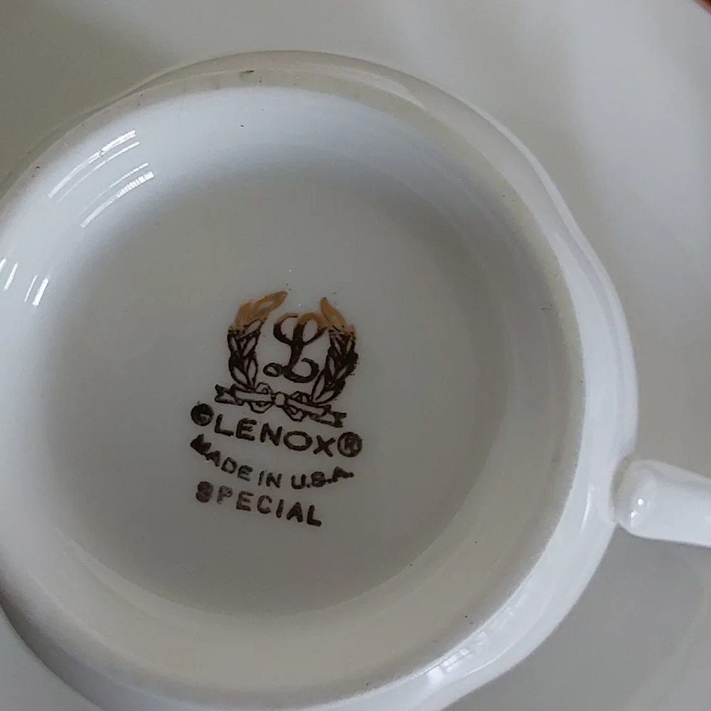 Lenox White and Gold Trim Tea / Coffee Set Of 8 Cups‎ n Saucer And Sugar Bowl